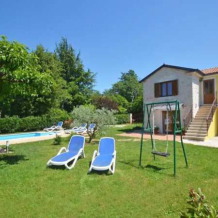 Holiday Marinko * Ουμάγκ